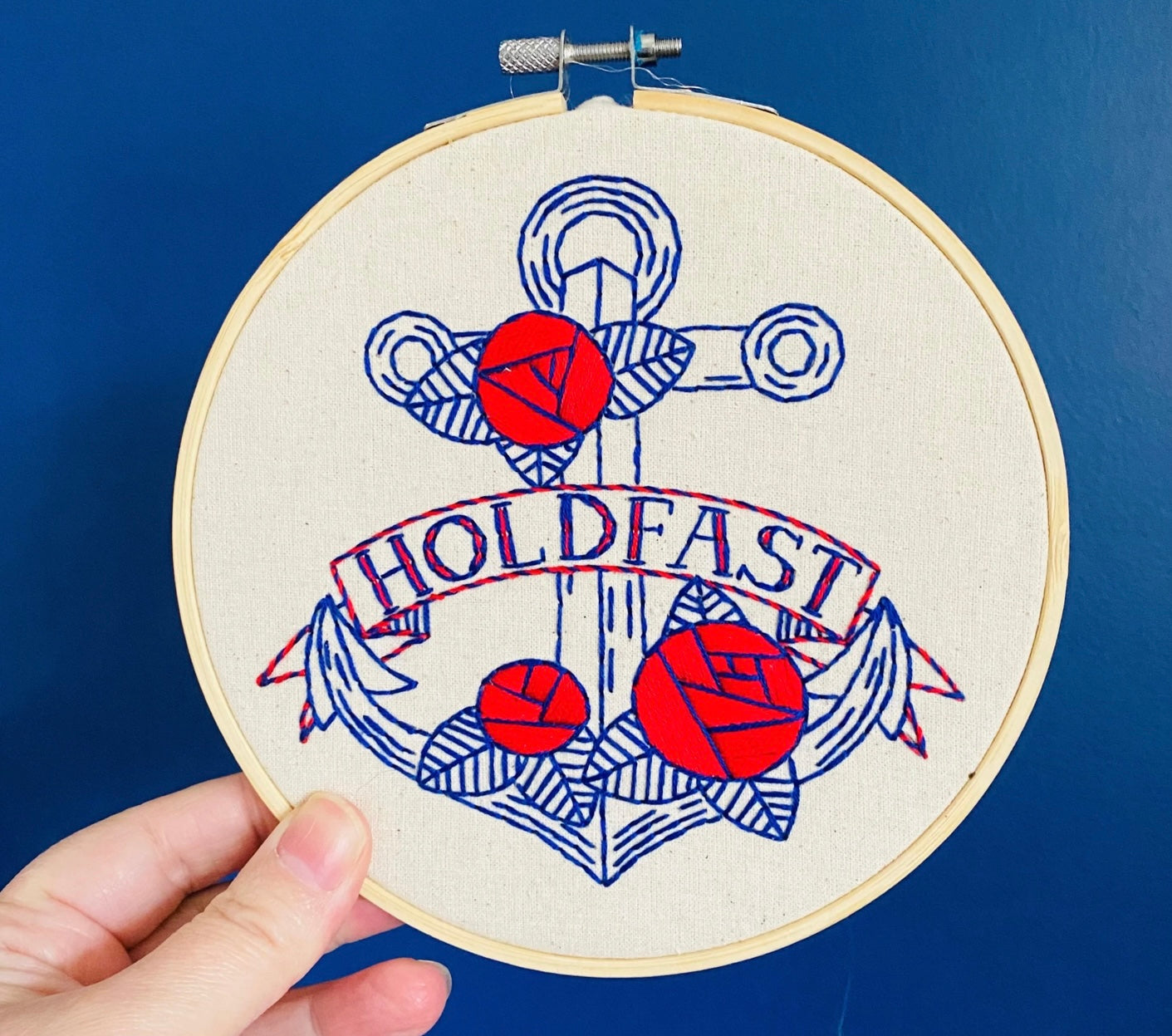 anchor with roses on it