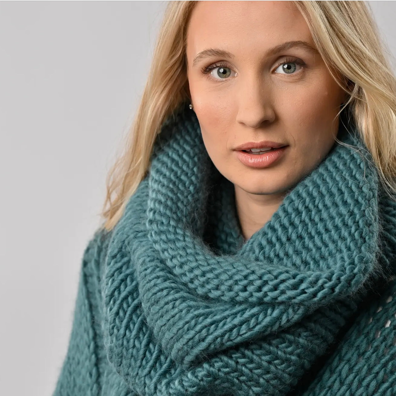 Knitted deals neck scarf